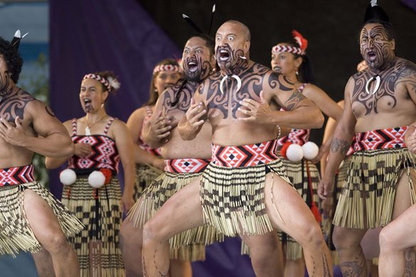 Photo 2 maori dance 1