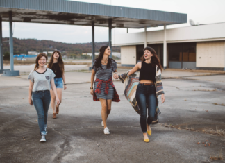 Did you give lift to two teenage girls from Victoria to South Australia? Representative picture only