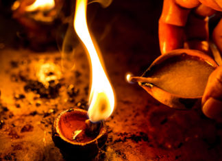 Reprentative Picture of Hindu Rituals; Picture Source: @CANVA