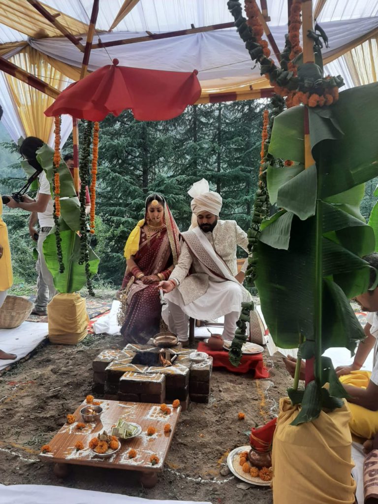 Yami Gautam and 'Uri' director Aditya Dhar got married 4 yami5 4