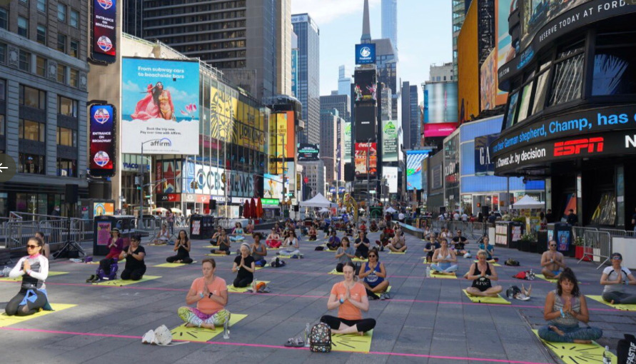 7th International Yoga Day; Picture Source: Twitter @MEA