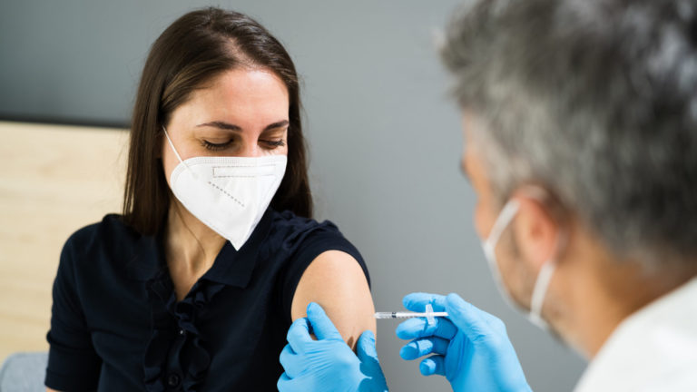 Australians over age of 30 eligible for fourth COVID vaccine from Monday