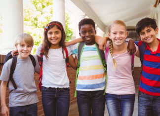 Will you help Australian Federal Police by just sharing your childhood photo? Childhood photo; Image Source: CANVA