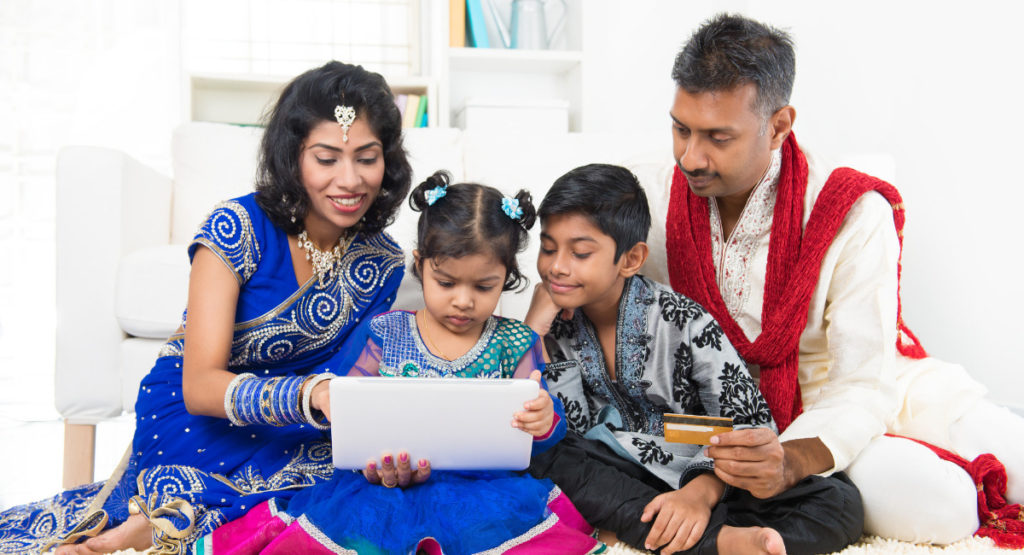 Indian Australian family: Image Source: @CANVA