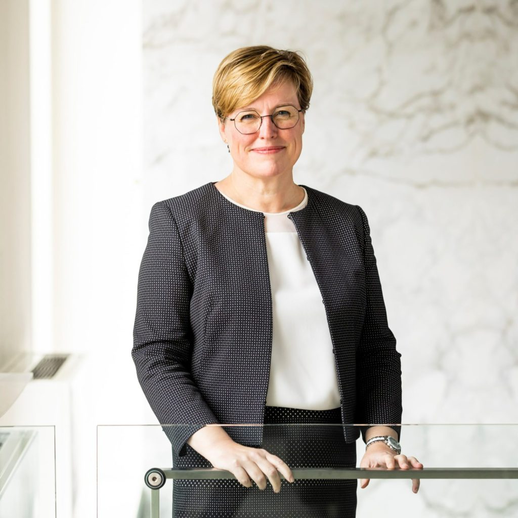 Nicola Phillips 3 3 square 6