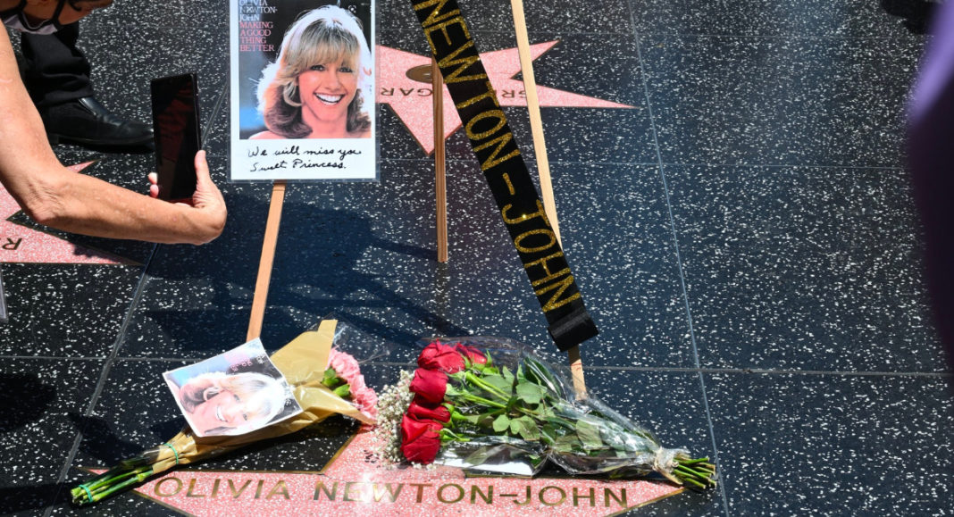 Australian Actor Olivia Newton-John; Image Source: Twitter