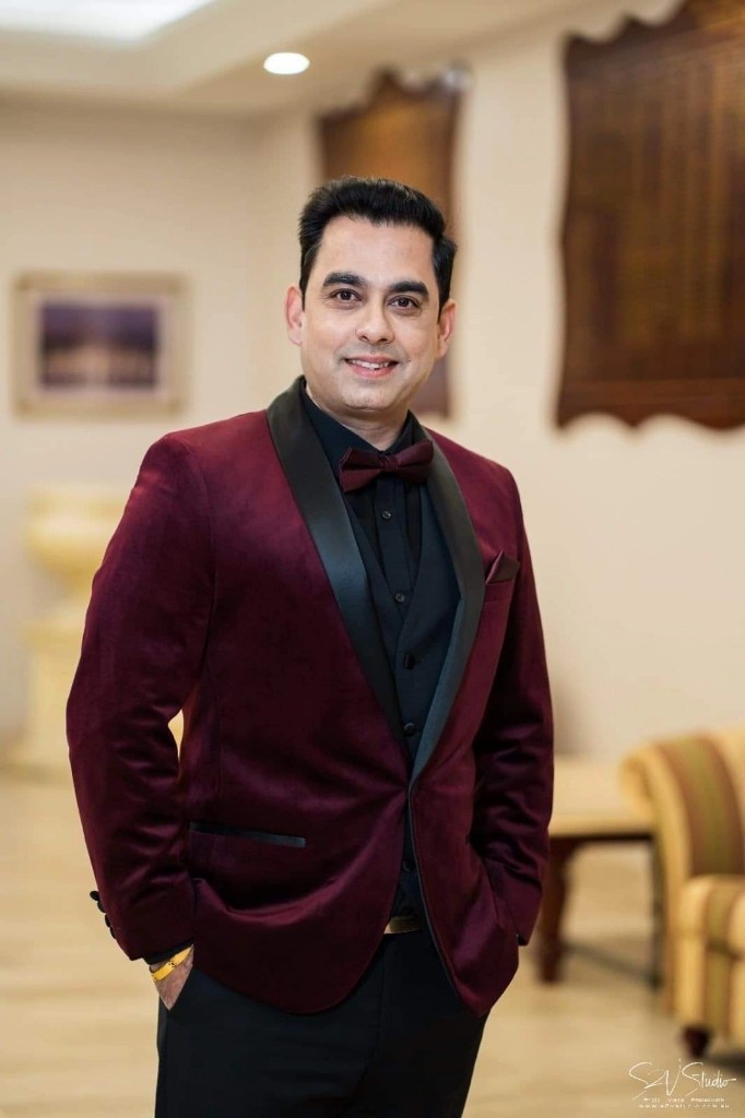 Sumit Sopori wins 'Brokerage of the Year' at Insurance Business Awards Australia 2022 2 1662255655558 2