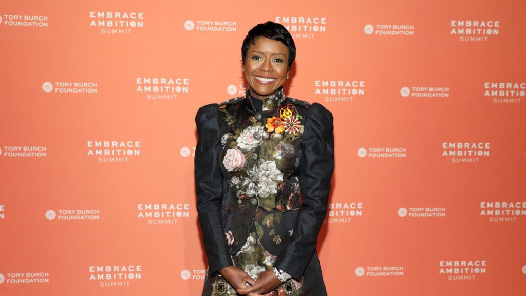 https cdn.cnn .com cnnnext dam assets 201209101040 mellody hobson 0305 2