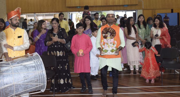 Brisbane celebrates a power-packed Ganesh Utsav in style with Australian cricketer Daniel Kearney