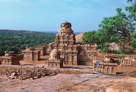 001 Vijayalaya Cholisvara Narthamalai Tamil Nadu. Pic. Benoy K Behl 1 1 1