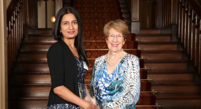 Dr Sudarshini Ramanathan with the Hon. Margaret Beazley, AC KC, Governor of NSW (Image source: University of Sydney) Dr Sudarshini Ramanathan