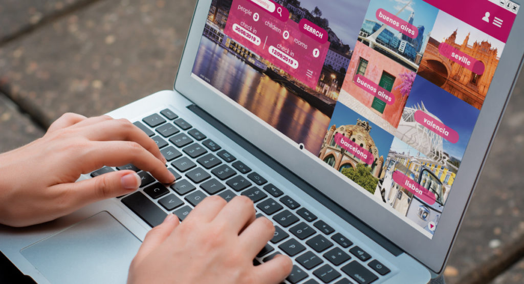 Hotel booking; Image Source: @CANVA