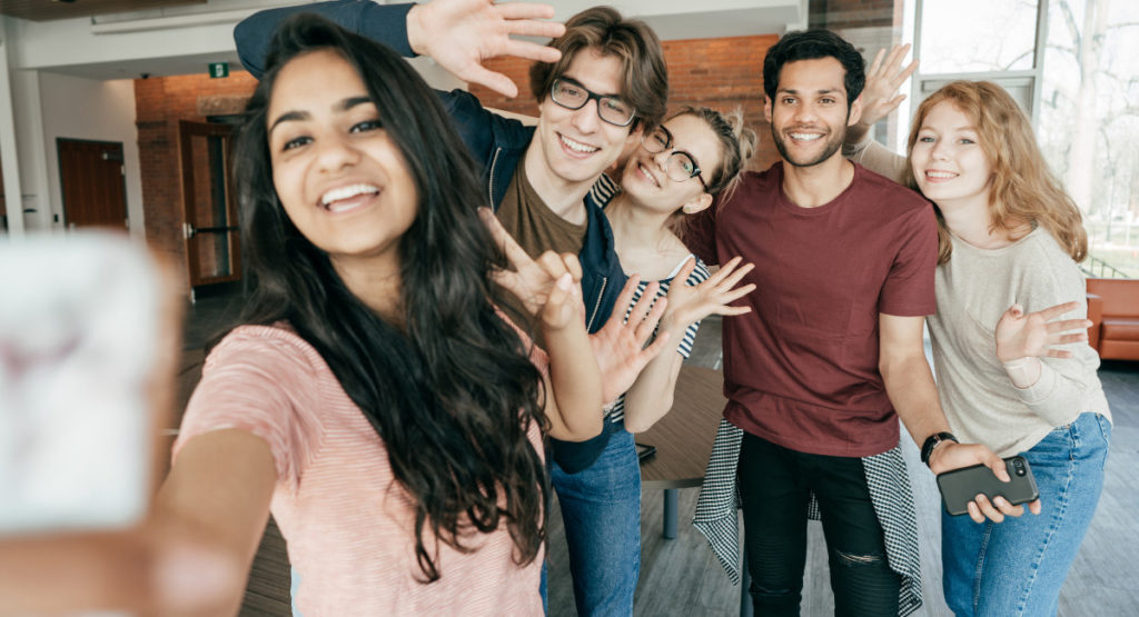 Thinking about a gap year? Here are some questions to ask yourself (and a note for anxious parents) 3 International Students; Image Source: @CANVA