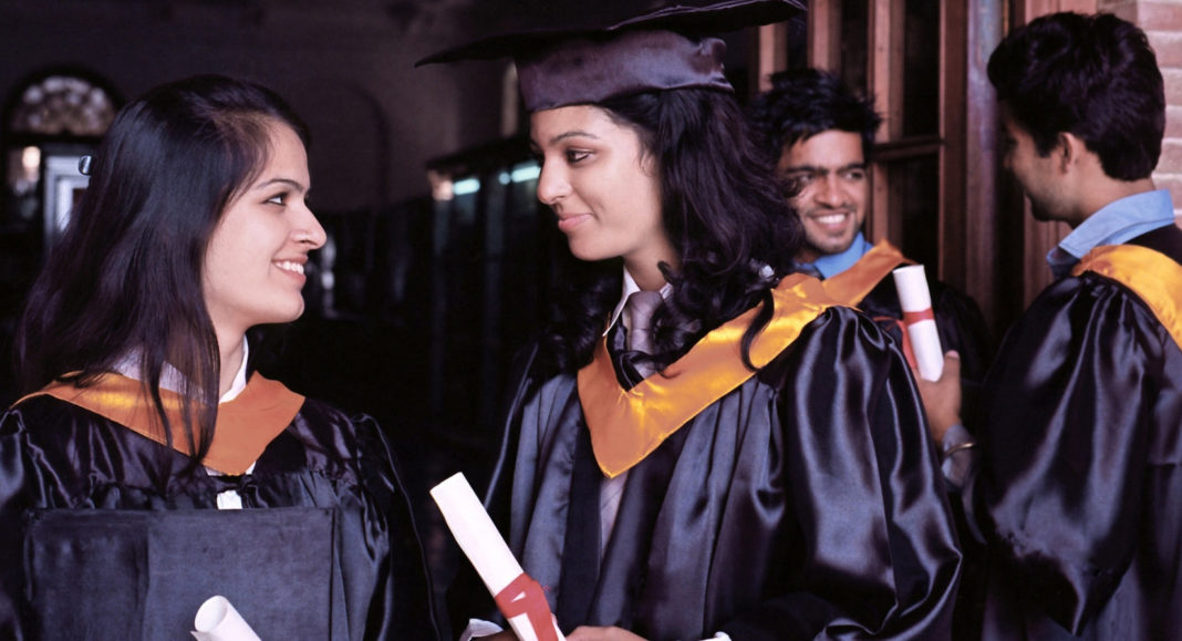 International Students; Image Source: @CANVA