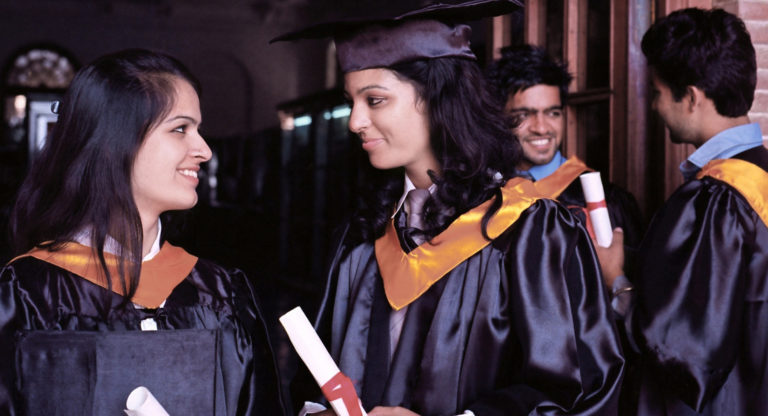 Why do international students find it difficult to stay and work after graduation in Australia?