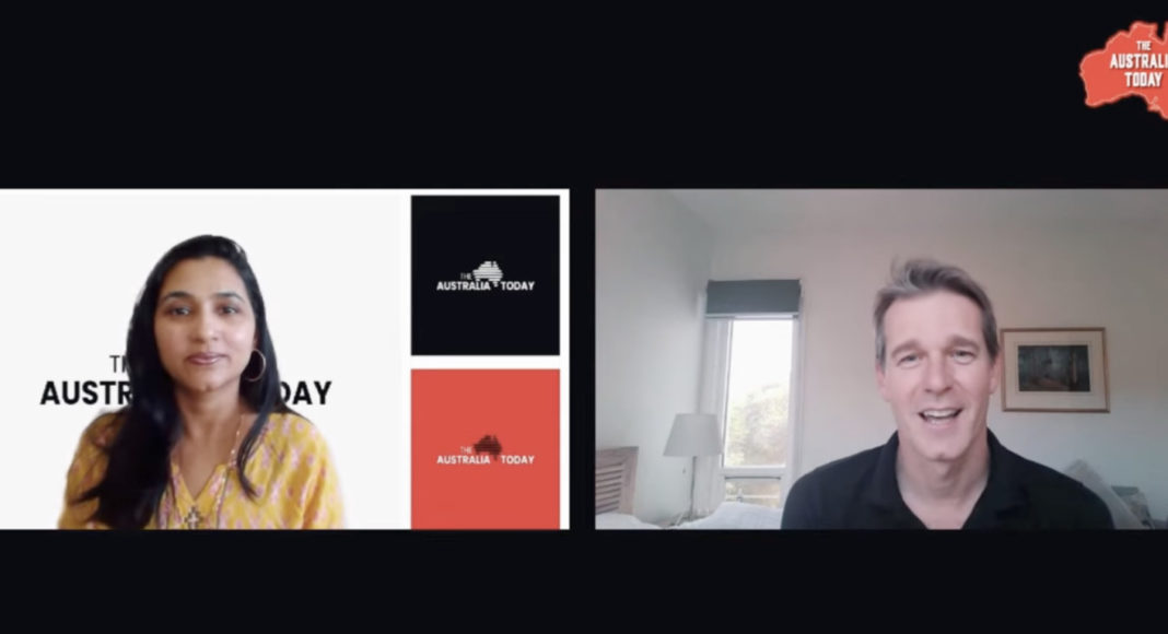 Parliamentary Friends of India Chair, Andrew Charlton talking to Pallavi Jain; Image Source: The Australia Today Parliamentary Friends of India Chair, Andrew Charlton talking to Pallavi Jain; Image Source: The Australia Today