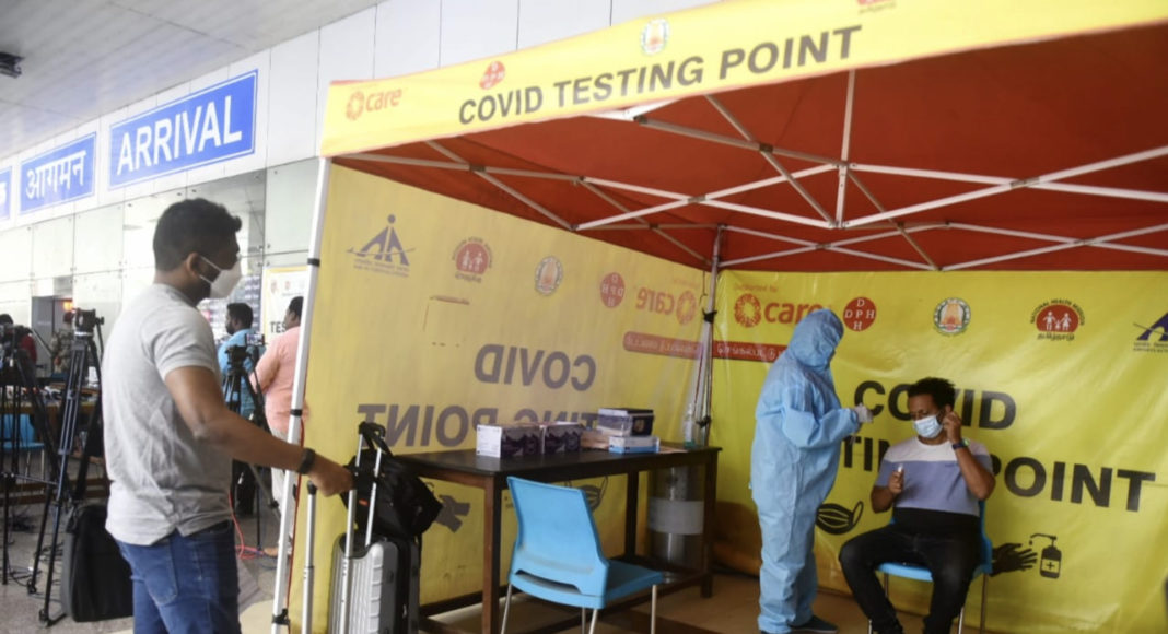 Indian Airport conducting RT-PCR Test; Image Source: Twitter @KanchanGupta