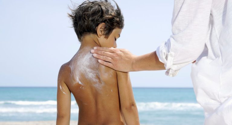 Are there any ethical problems with sunscreen testing methods?