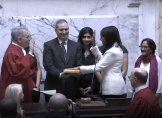 Aruna Miller becomes first Indian-American to be elected Lieutenant Governor of Maryland; Image Source: Twitter @ArunaMiller