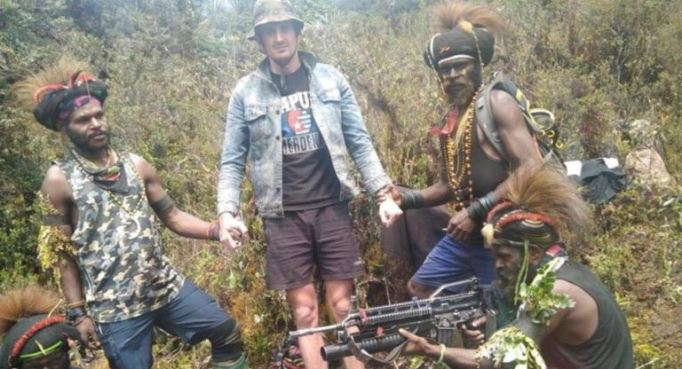 Abducted New Zealand pilot appears in photos with armed West Papua rebels