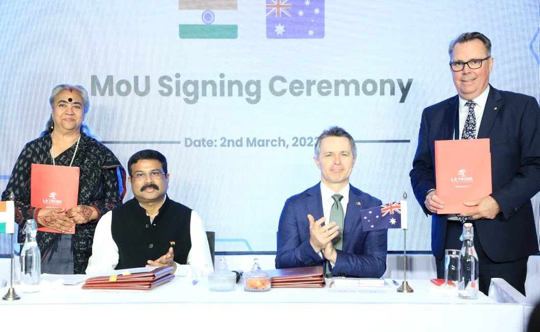 Education Minister Jason Clare and Indian Education Dharmendra Pradhan; Image Source: PIB