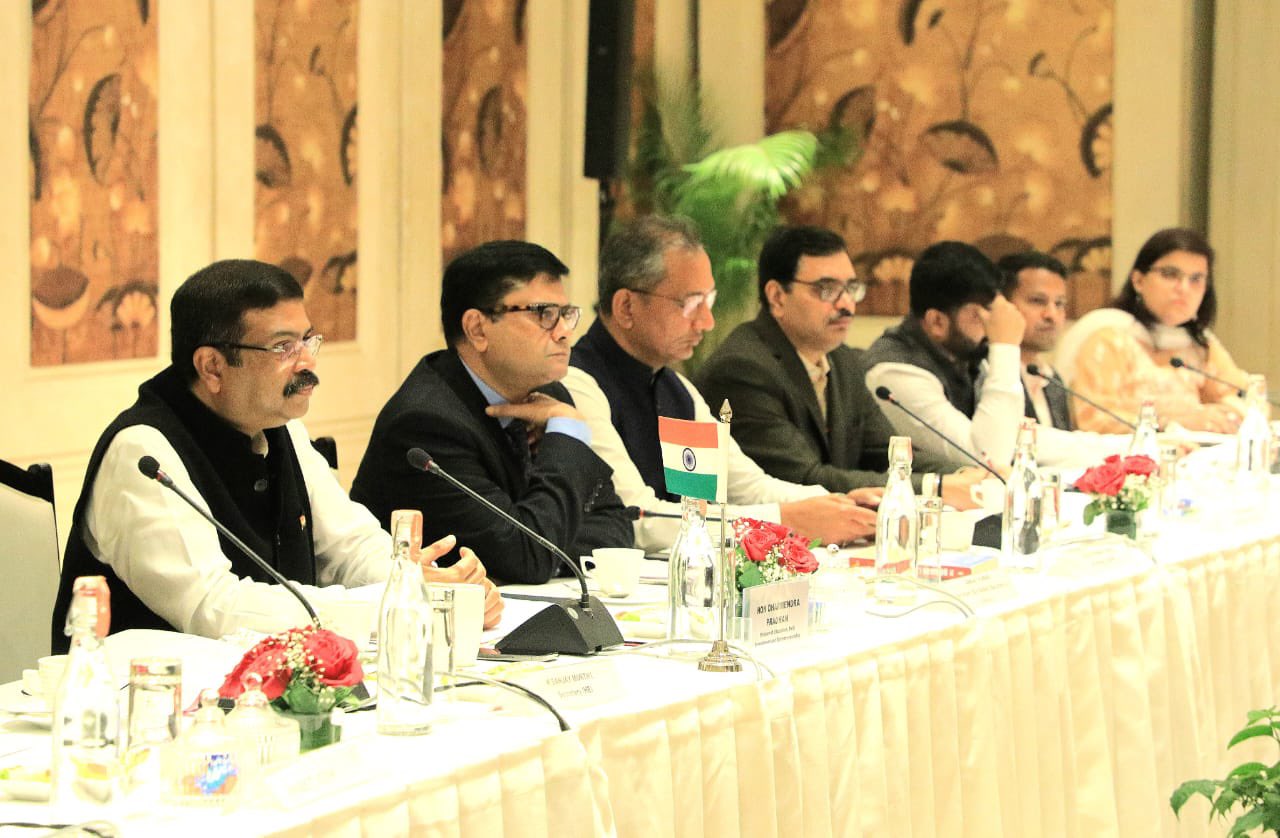 Education Minister Jason Clare and Indian Education Dharmendra Pradhan; Image Source: PIB