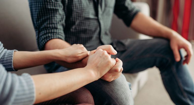 Treatment for drug and alcohol misuse should involve families and communities