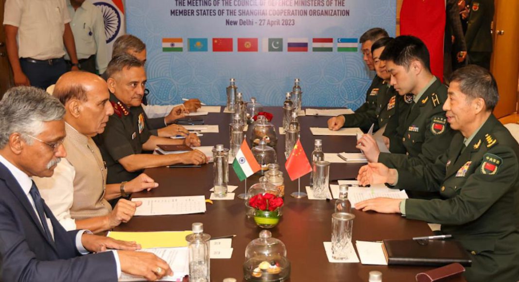 India-China defence ministers meet; Image Source: PIB