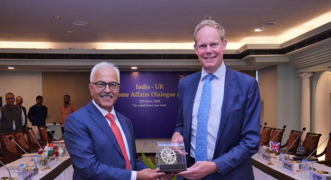 Indian Union Home Secretary, Ajay Kumar Bhalla and the UK Permanent Secretary of Home Office, Sir Matthew Rycroft; Image Source: PIB
