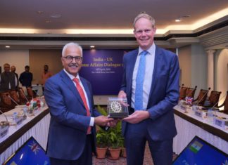 India raises concerns on misuse of UK’s asylum status by pro-Khalistani elements Indian Union Home Secretary, Ajay Kumar Bhalla and the UK Permanent Secretary of Home Office, Sir Matthew Rycroft; Image Source: PIB