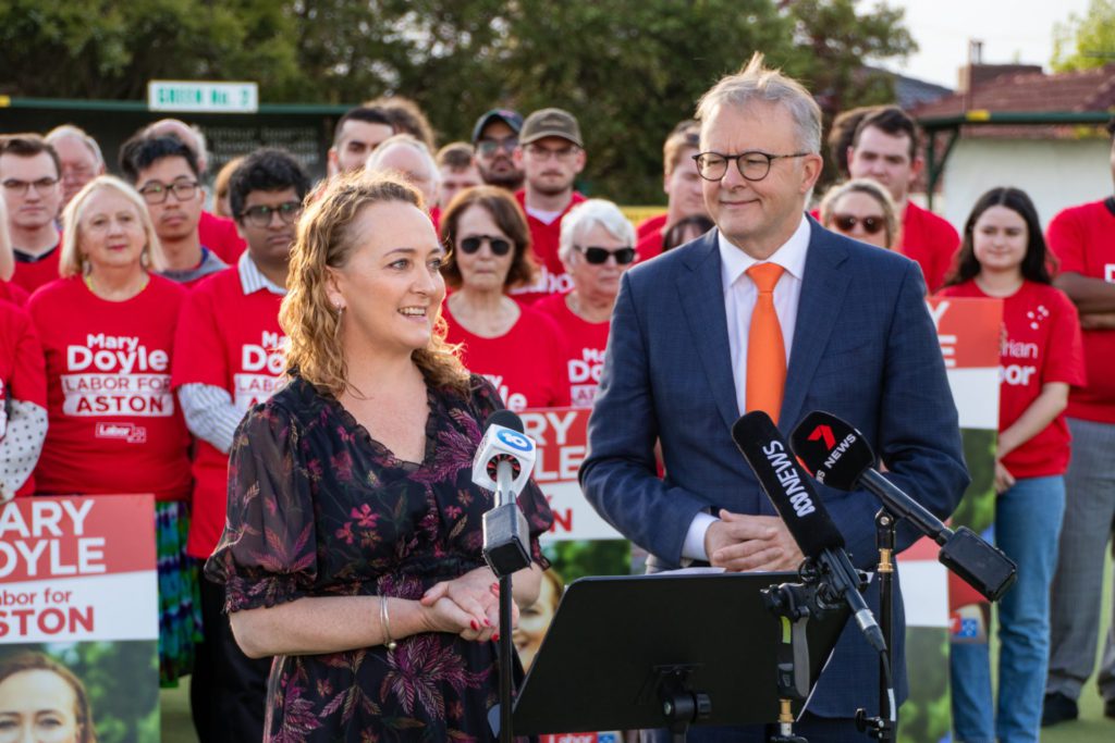 Newly Elected MP of Aston Mary Doyle woth PM Anthony Albanese; Image Source: Victorian Labor