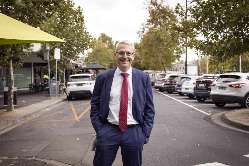 Danny 49A7722 HR 800x0 c default 2