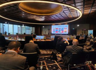 Pacific media under increased pressure from national politics and superpower contest