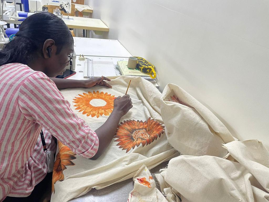 PHOTO 2023 04 30 23 26 52 1 1 39