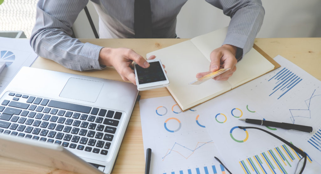 Credit Card Scam; Image Source: @CANVA