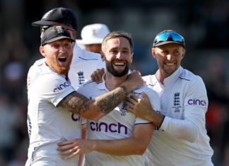 #Ashes: Can Australia pull this off as England bowlers dominate England Celebrates; mage Source: Twitter @englandcricket
