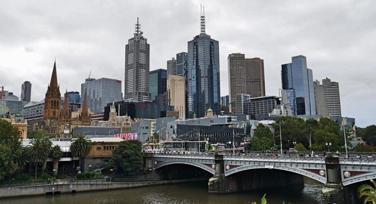 Let’s take a Free Walking Tour of Melbourne