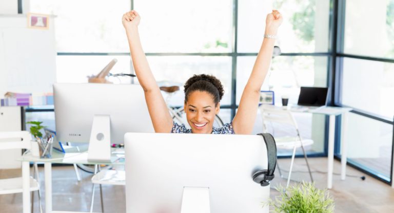 Fair Work warns employers to pay minimum wage of $23.23 per hour from 1 July