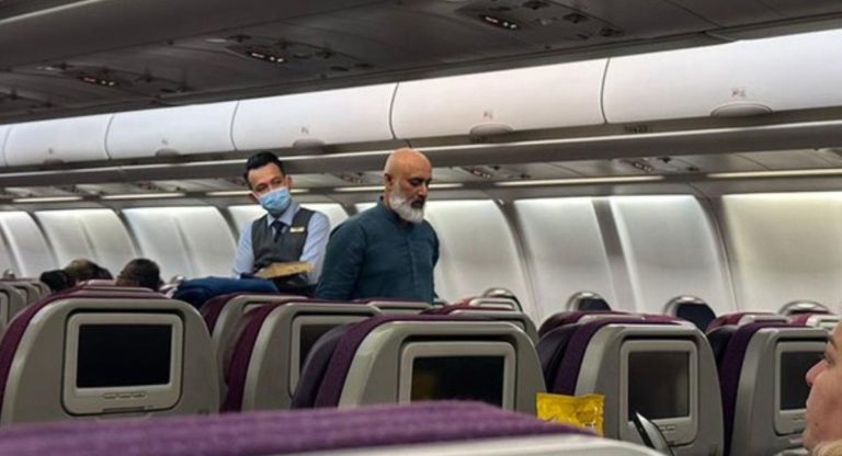 “My name is Mohammed, slave of Allah”:  Malaysia Airlines grounded at Sydney Airport due to disruptive passenger