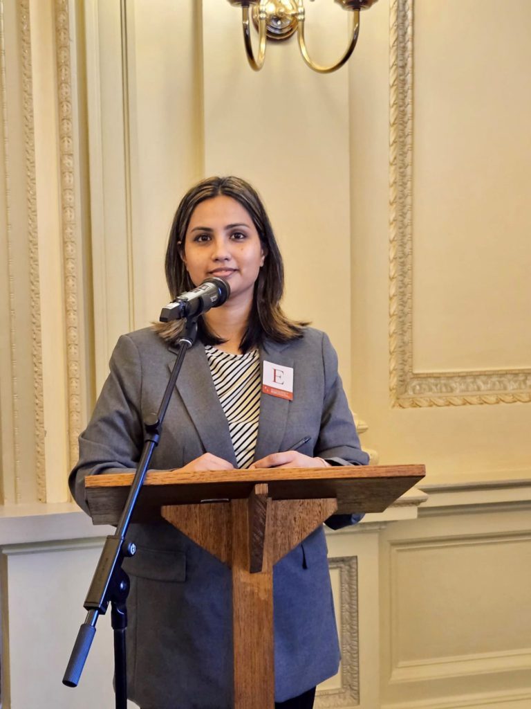 Pic3 Forum Parliament 16