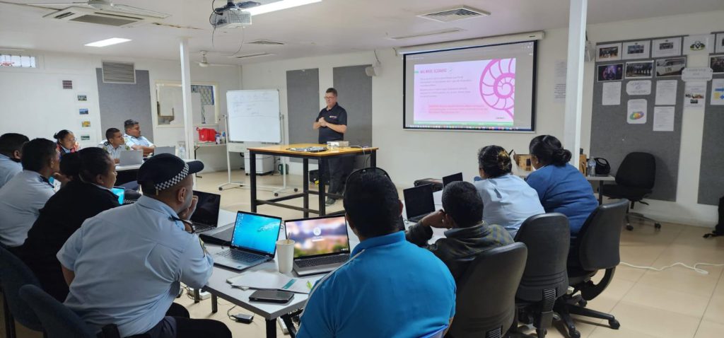 Segeant Nigel Wood delivering Cyber Investigation training to NPF 3