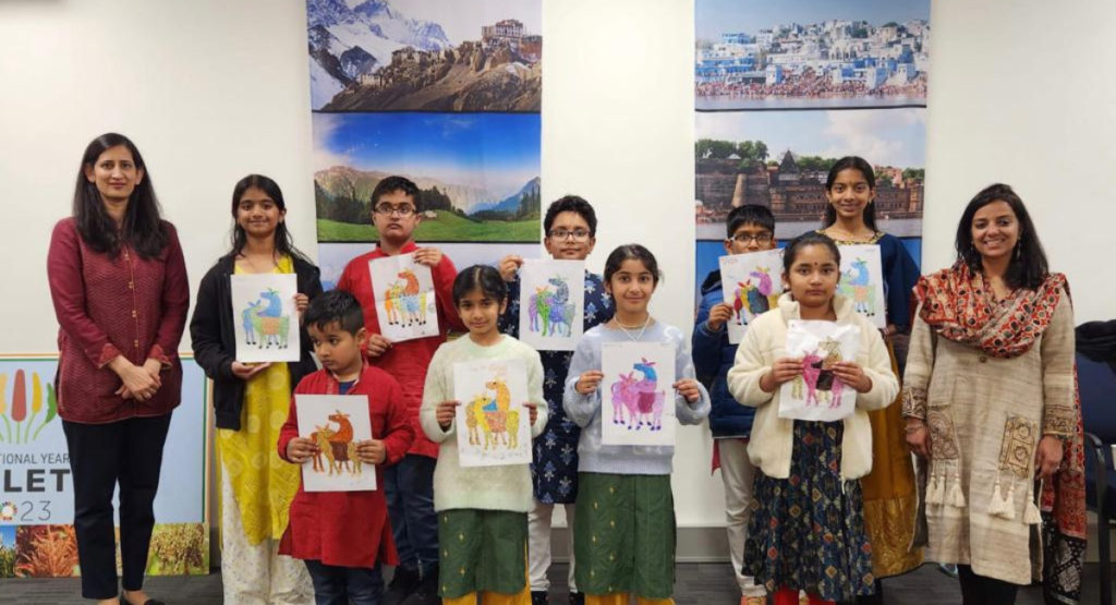 Untitled 1200 × 650px 1200 × 650px 1 15