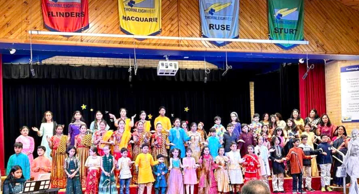 Indian origin kids continue Hindi’s legacy in Australia as IABBV school celebrates 36 years