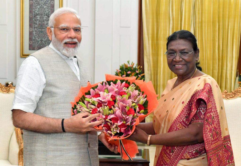 Indian Prime Minister Narendra Modi called on President Droupadi Murmu at Rashtrapati Bhavan, (ANI Photo)