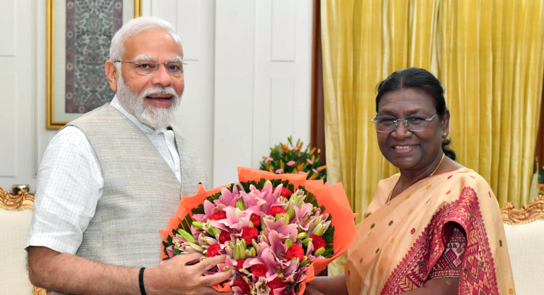 Indian Prime Minister Narendra Modi called on President Droupadi Murmu at Rashtrapati Bhavan, (ANI Photo)