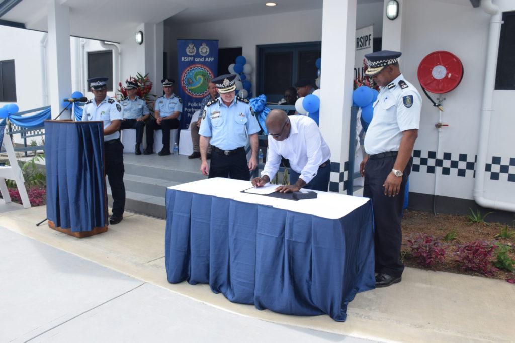 Official handover ceremony 6 3