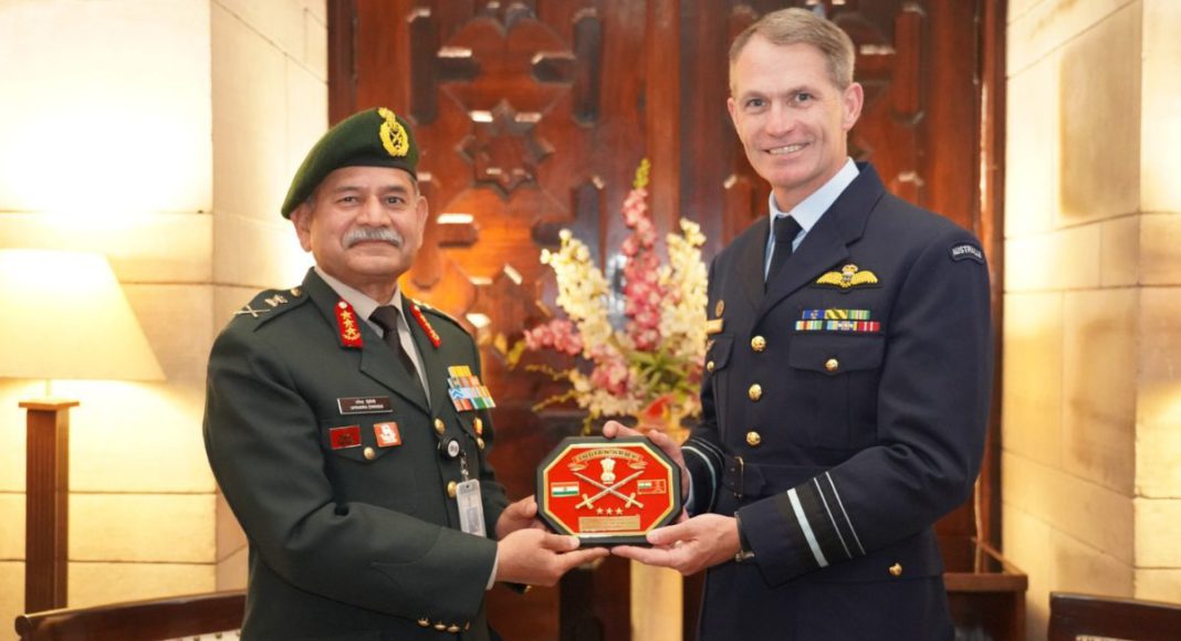 Air Marshal Robert Chipman, AM, CSC, Chief of The Air Force (CAF), Australia, called on Lt Gen Upendra Dwivedi, VCOAS ; Image Source: X/Twitter @adgpidgpi