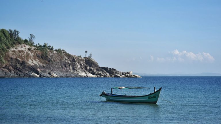 By boat or by plane? If you’re seeking asylum in Australia, the outcome is similar