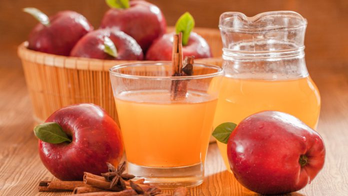 An apple cider vinegar drink; Image Source @Canva