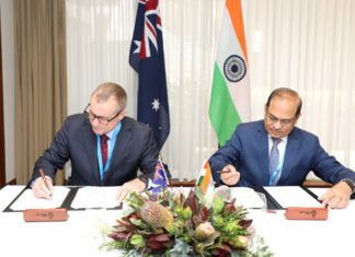 Australian Border Force (ABF) Commissioner, Michael Outram APM, and India's Central Board of Indirect Taxes and Customs Chairman, Sanjay Kumar Agarwal; Image Source: Australian Border Force